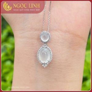 Dây chuyền & mặt ngọc phỉ thuý, Ngọc đôi