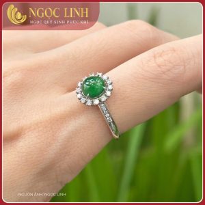 Nhẫn Ngọc phỉ thuý, mầu Ngọc xanh lá